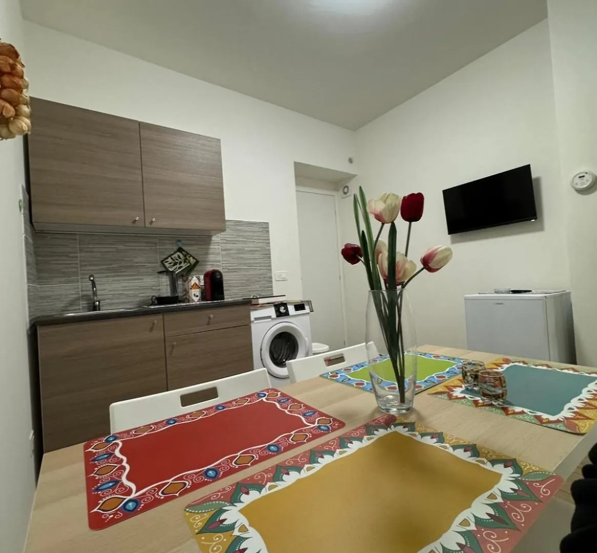 Holiday home Il Tulipano House Villa Catania Italy